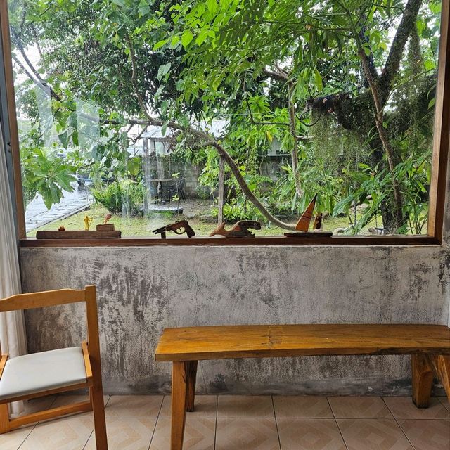 Tone Cafe' เมืองแห่งขุนเขา สายฝน ลมและหมอก