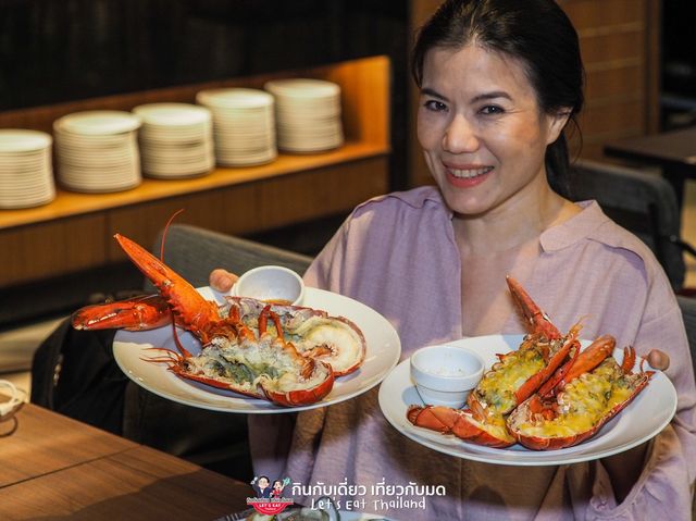 บุฟเฟ่ต์จุก ๆ ได้ Lobster คนละ 1 ตัว