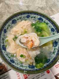【平民美食.鮮蝦雲吞.崩沙腩河🫶🏻】
