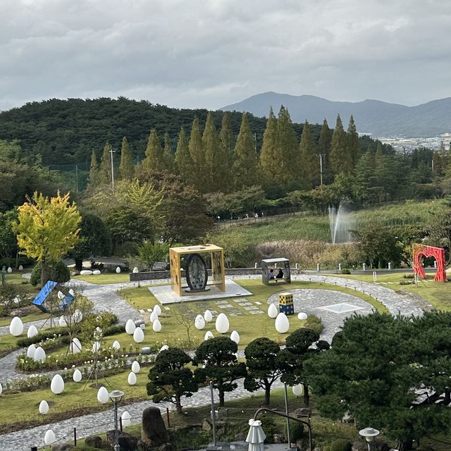 🌞호텔 정원 파크뷰가 아름답고 피규어뮤지엄이 이색적이었던 경주 코오롱호텔