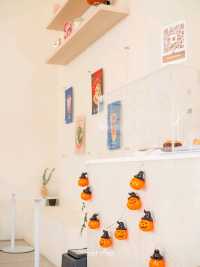 🎃 HEN HEN COFF X MEET 🍪 คาเฟ่ลับๆ ในโรงแรม