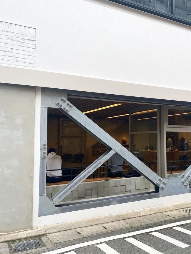 【福岡カフェ】毎月変わる限定スイーツはもちろん、ラテアートにも大注目
