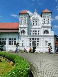 Exploring the oldest musuem in Malaysia.