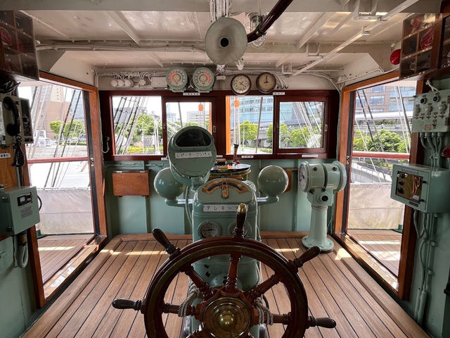 Yokohama Port Museum 
