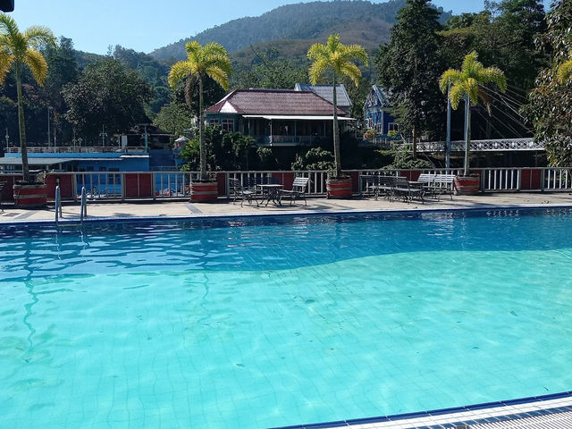 Brookside Valley & Strawberry Town จ.ระยอง