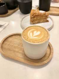 英國倫敦Mayfair小眾咖啡店-LALÏ