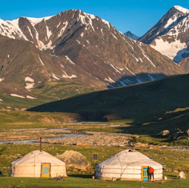 Mongolian nomad family