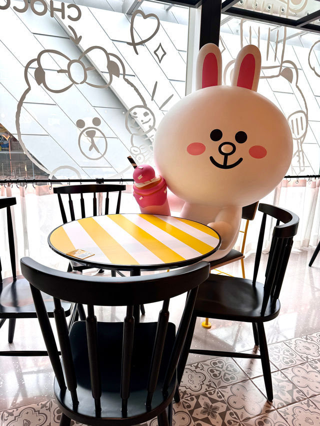 澳門限定LINE FRIENDS主題餐廳「BROWN & FRIENDS CAFE & BISTRO」