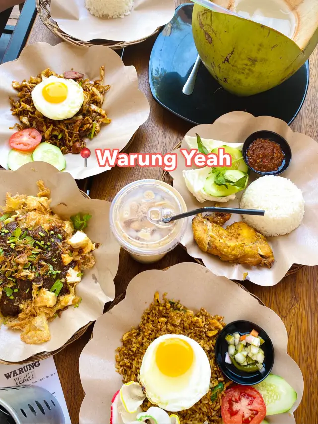 在拉古灣的 Warung Yeah 海邊用餐
