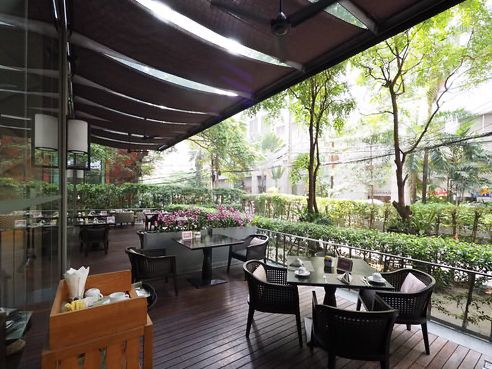 曼谷漢薩爾酒店：市中心奢華住宿推薦，寬敞舒適入住體驗！