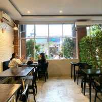 DKONKRIT | COFFEE & EATERY 