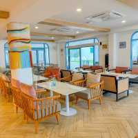 ที่พัก&คาเฟ่ ริมทะเล ฟีลต่างประเทศ พัทยา-บางเสร่