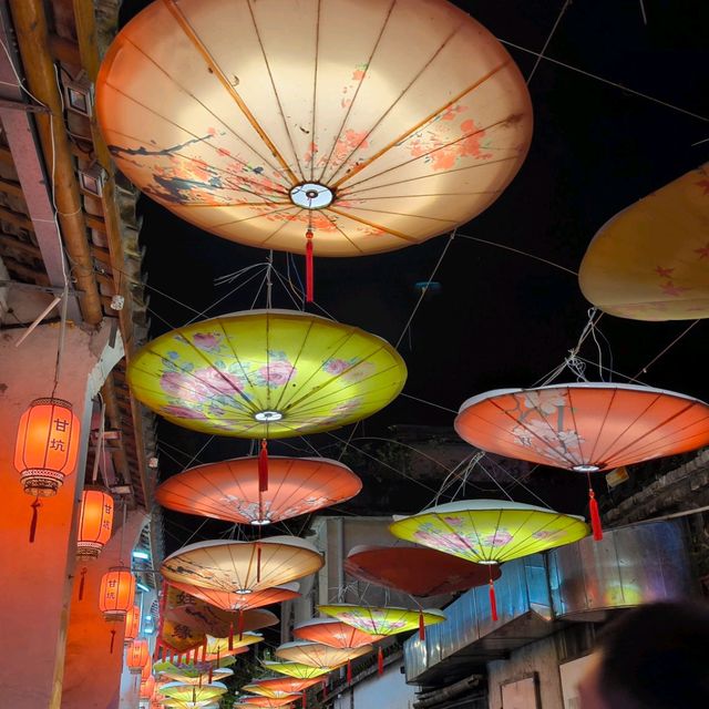 甘坑古鎮的日與夜