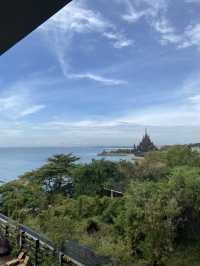 Golden Tulip Pattaya Beach Resort