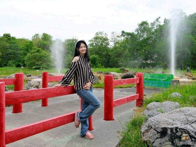 น้ำพุร้อนสันกำแพง เชียงใหม่