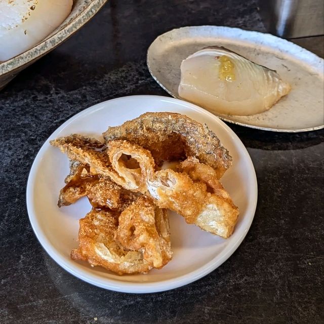 台南-十坪大的人氣名店海鮮丼飯：十平