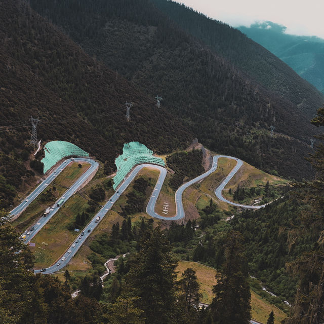 Tianlu Shiba Wan: A Thrilling Journey Along China's Winding Roads