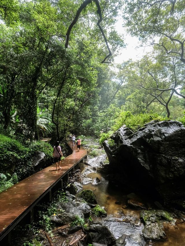 ชุ่มฉ่ำหน้าฝน ที่น้ำตกคลองลาน 🌿💦