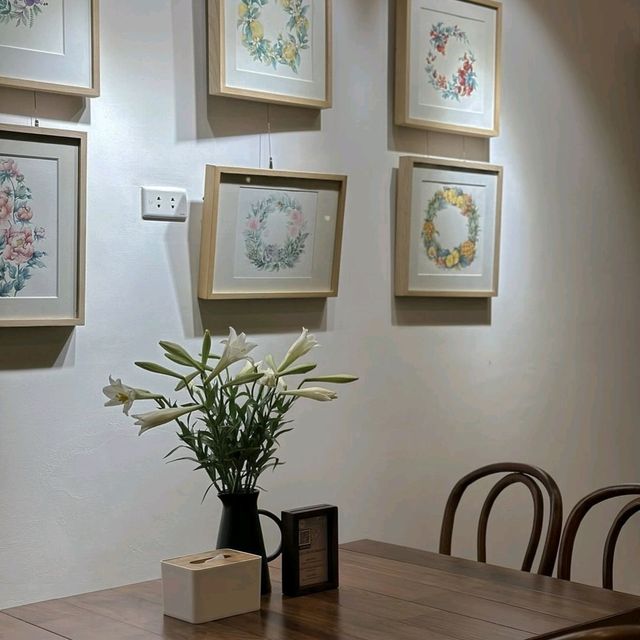 Nhau cafe