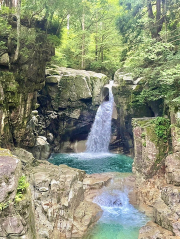 岐阜県〜夏の避暑地 絶景！竜神の瀧 | Trip.com 中津川