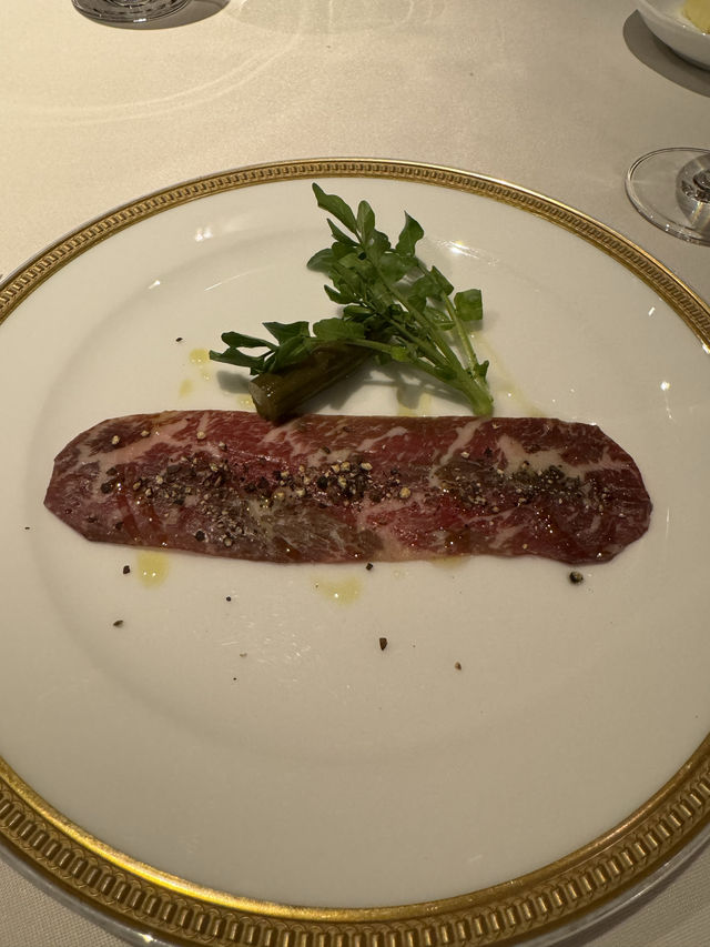 食材を選んで自分だけのコースを！サロンドグーのディナー
