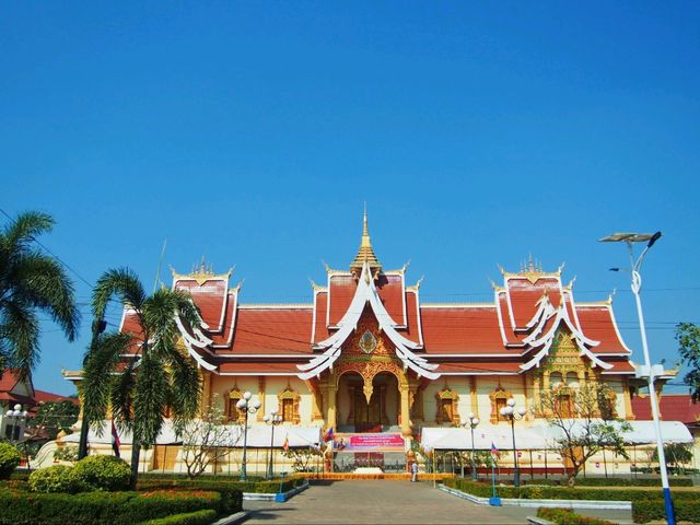 วัดพระธาตุหลวงเวียงจันทน์