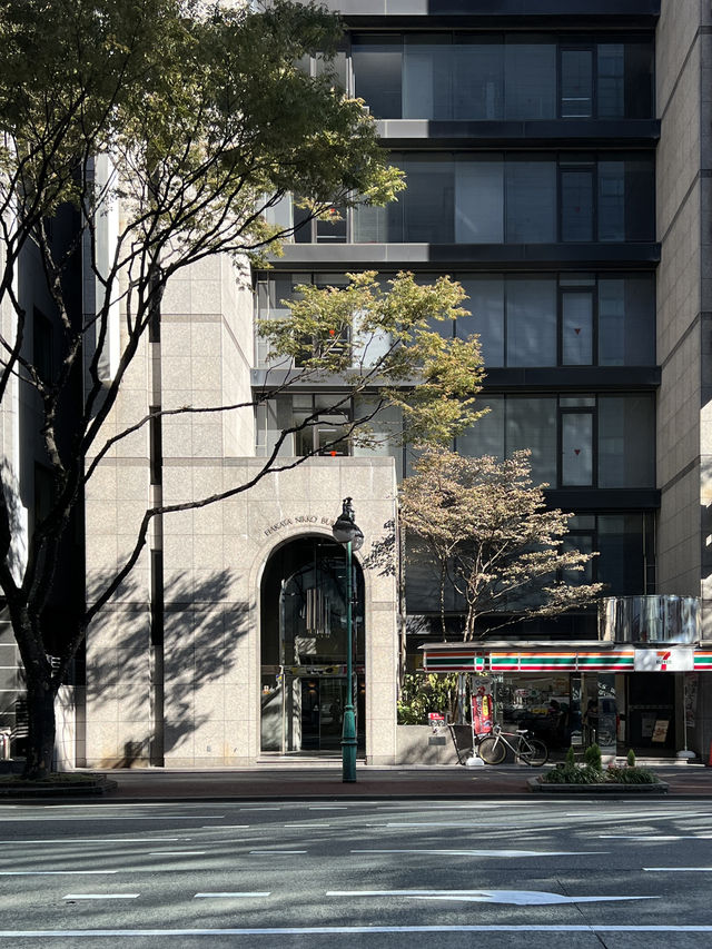 FUKUOKA STREET VIBES 🤎☘️ .