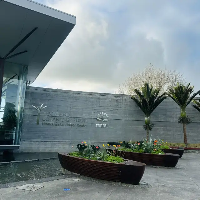 Love Conquer the Distance (Guam-NewZealand)