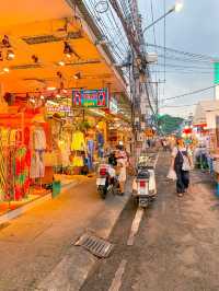 ถนนคนเดินตลาดโต้รุ่งหัวหิน