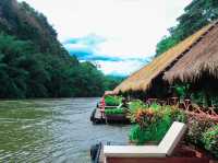 รีวิว River Kwai Jungle Rafts 🌳 (ธรรมชาติสวยงาม) 