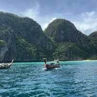 🌊 Enjoy the Natural Beauty of Phi Phi Island🏝️