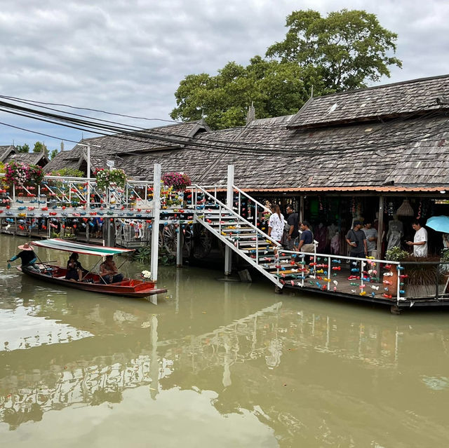 Pattaya Floating Market's Enchanting Exp