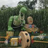 Magical Adventures Await at Hong Kong Disneyland