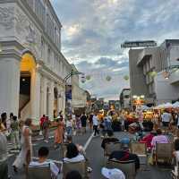 ถนนคนเดินหลาดใหญ่