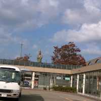 【石川】加賀温泉駅から見える巨大観音！心温まる出発の地点