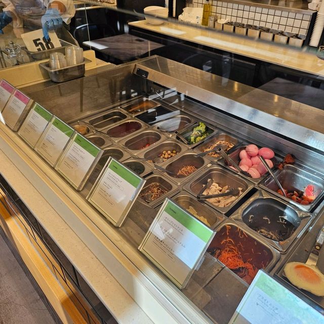 [渋谷]選べるデリ&ヌードルで健康的なランチを[CITYSHOP 渋谷キャスト店]