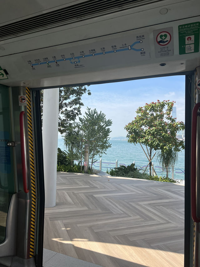 「烏蠅頭」列車重現灣仔「海濱站」
