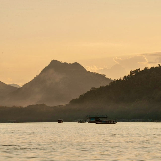 The Continental Cruise Luang Prabang