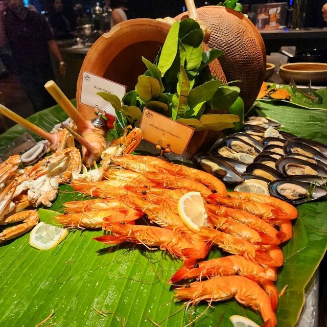 เชียงใหม่มีบุฟเฟต์ซีฟู๊ดในโรงแรม - Eat at Rincome