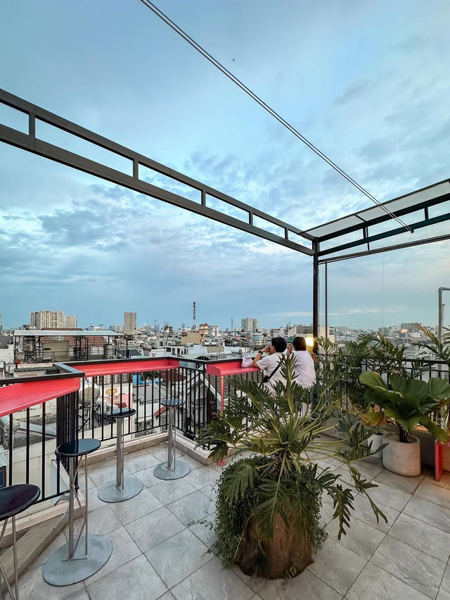 Above Sky Bar - Liberty Centra