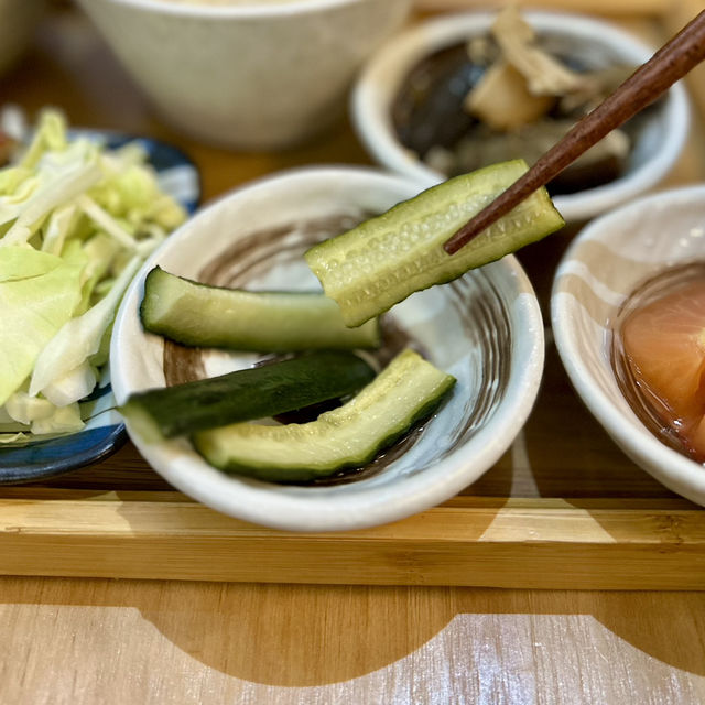 慢煮日式洋食．親民溫馨小店