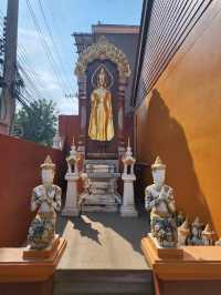 【チェンマイ】ターペー門から一番近いお寺 Wat Dok Kham
