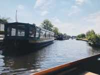 Giethoorn / #Netherlands 荷蘭旅遊 划進童話裡 羊角村讓人一秒就愛上