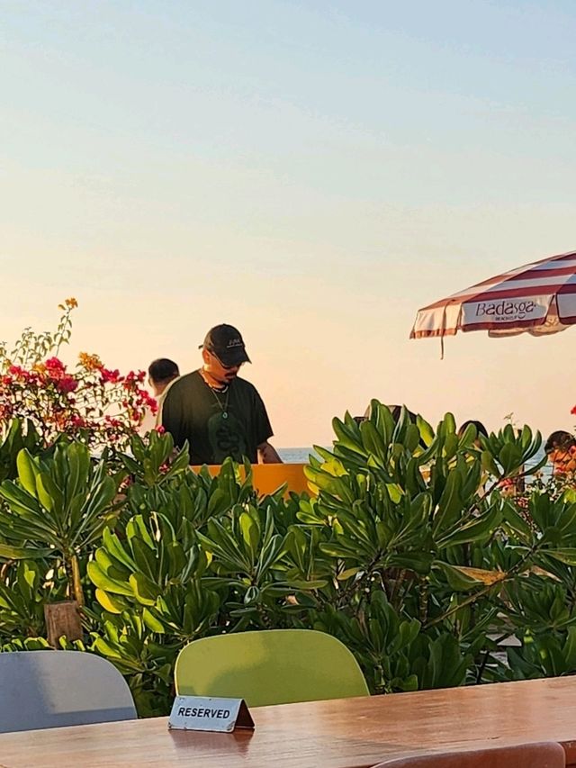 good mood @ Badasga beach club