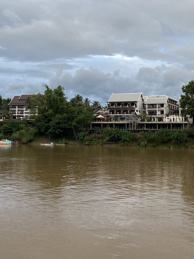 Mekong River Sunset Cruise: A Golden Hour Escape