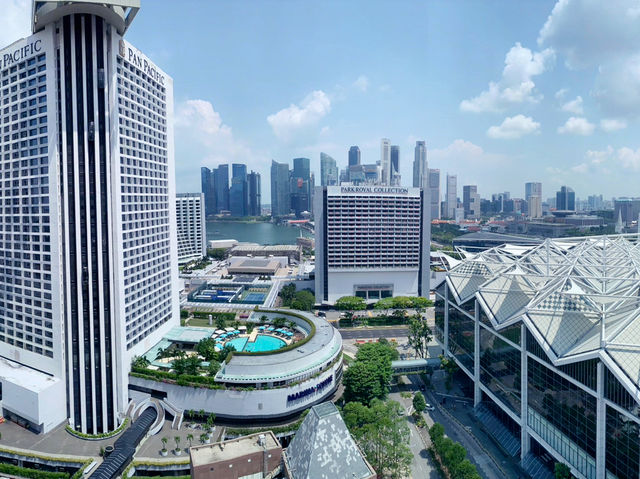 Conrad Centennial Singapore: Luxury in the Heart of Marina Bay