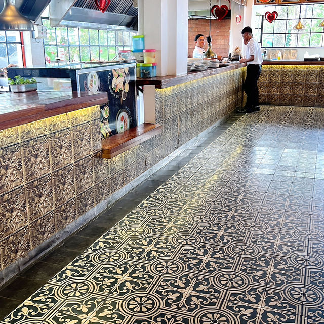 セブ行くなら！150円で行ける！★インスタ映えセブ一望レストラン★