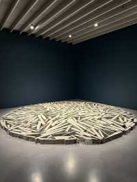 Contemporary arts sometimes can be a nuisance, but not when it’s free! 😆