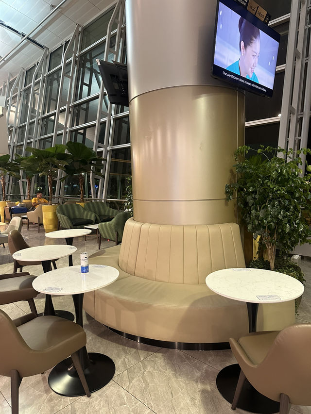【ホーチミン空港ラウンジ2025🇻🇳】深夜でも利用できるラウンジ♡