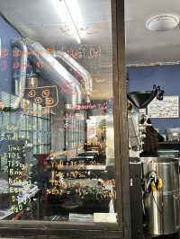 ร้านกาแฟ ☕️ที่สุดของความร้อน